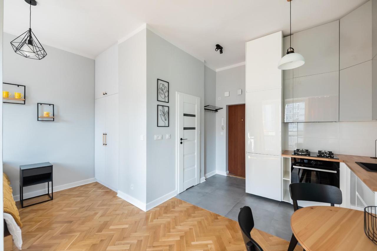 Grzybowska Sundown City Centre Apartment Warsaw Exterior photo